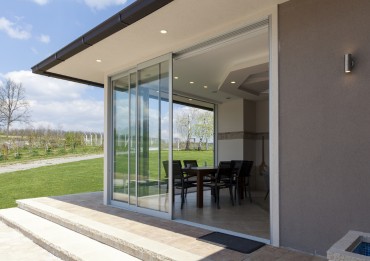 check if your sliding door is correctly sitting on its tracks